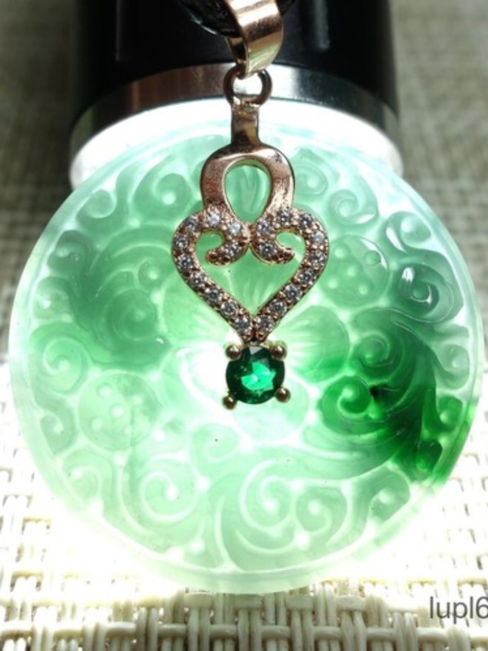 Certified Green Burma 100% Natural A Jadeite jade Donut Pendant~PingAn 翡翠雕花平安扣